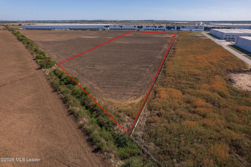 Joita, teren industrial de vanzare, Autostrada A1 Bucuresti-Pitesti, km 23